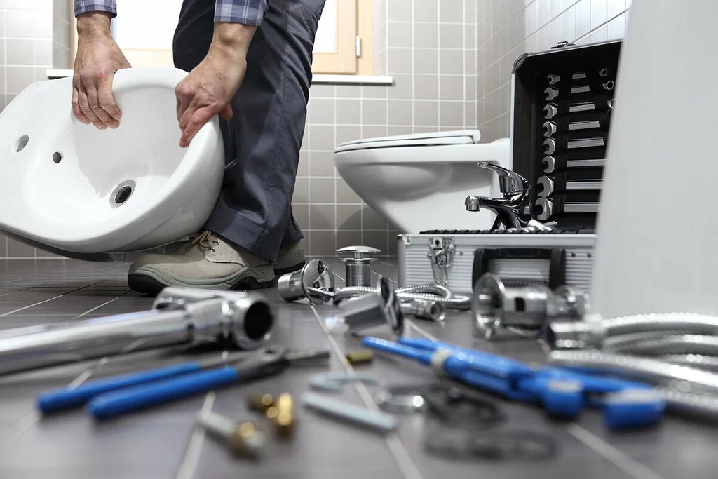 Plumbing tools prepared for a bathroom repair in Haines City